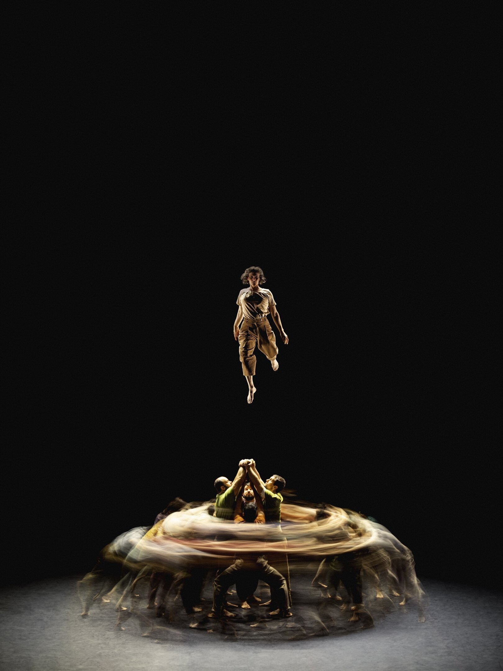 Collectif XY - Dance Reflections by Van Cleef & Arpels